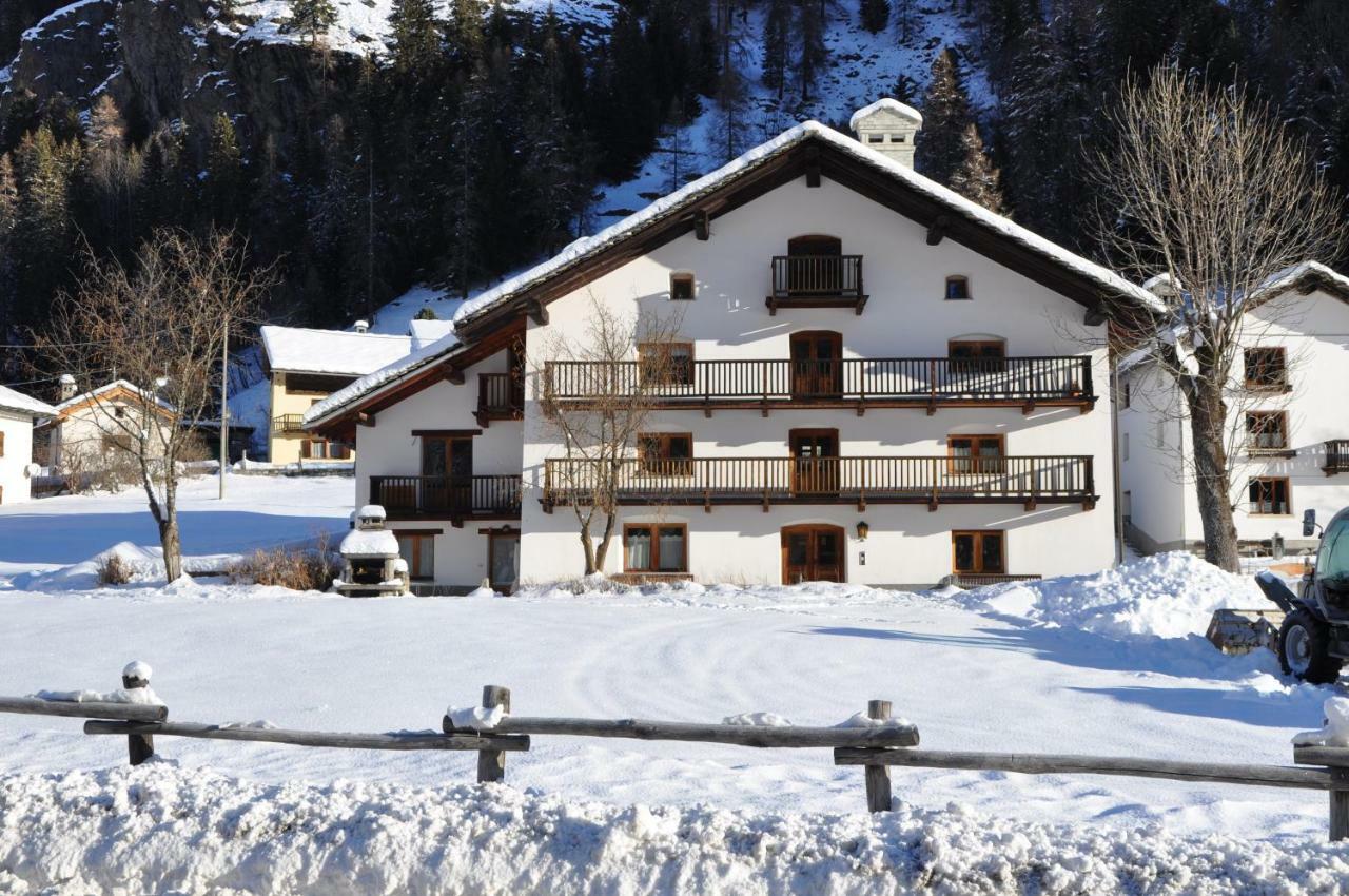 Flora Alpina Apartments-Residenza Verdebjo Gressoney-Saint-Jean Exterior foto